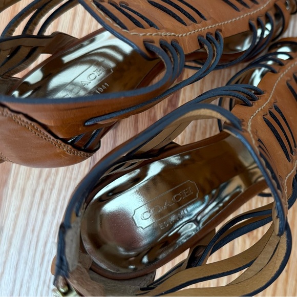 COACH LUCY Gladiator Boho Leather Size 8B Heel Brown Natural Open Toe Eventwear - Picture 8 of 10
